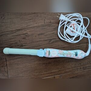 Beachwaver S1 Floral Curling Iron